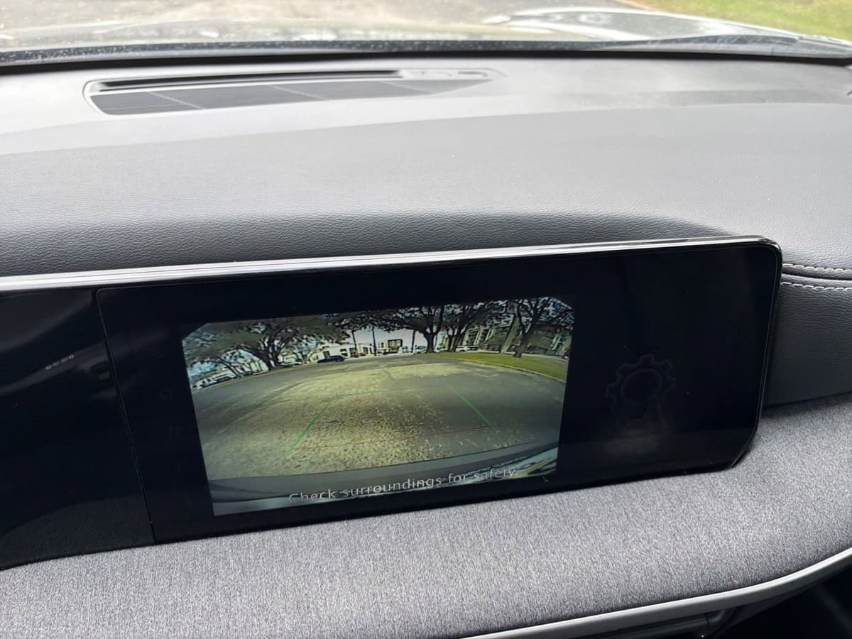 2025 Nissan Kicks - Image 20