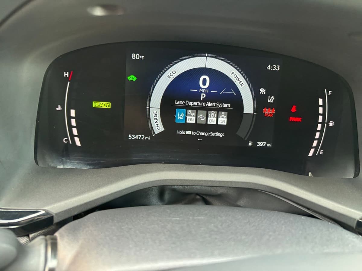 2025 Toyota Camry - Image 35