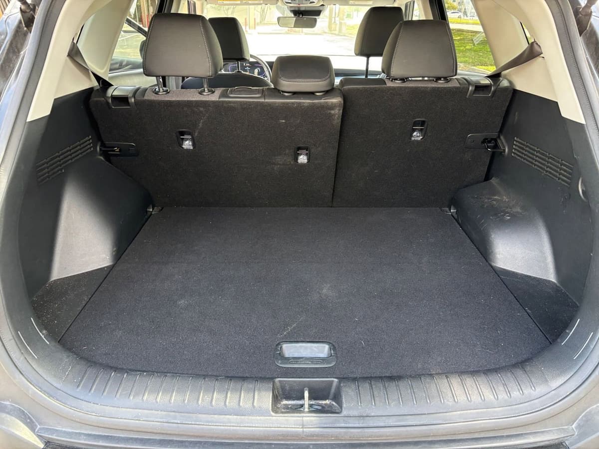 2025 Kia Seltos - Image 30