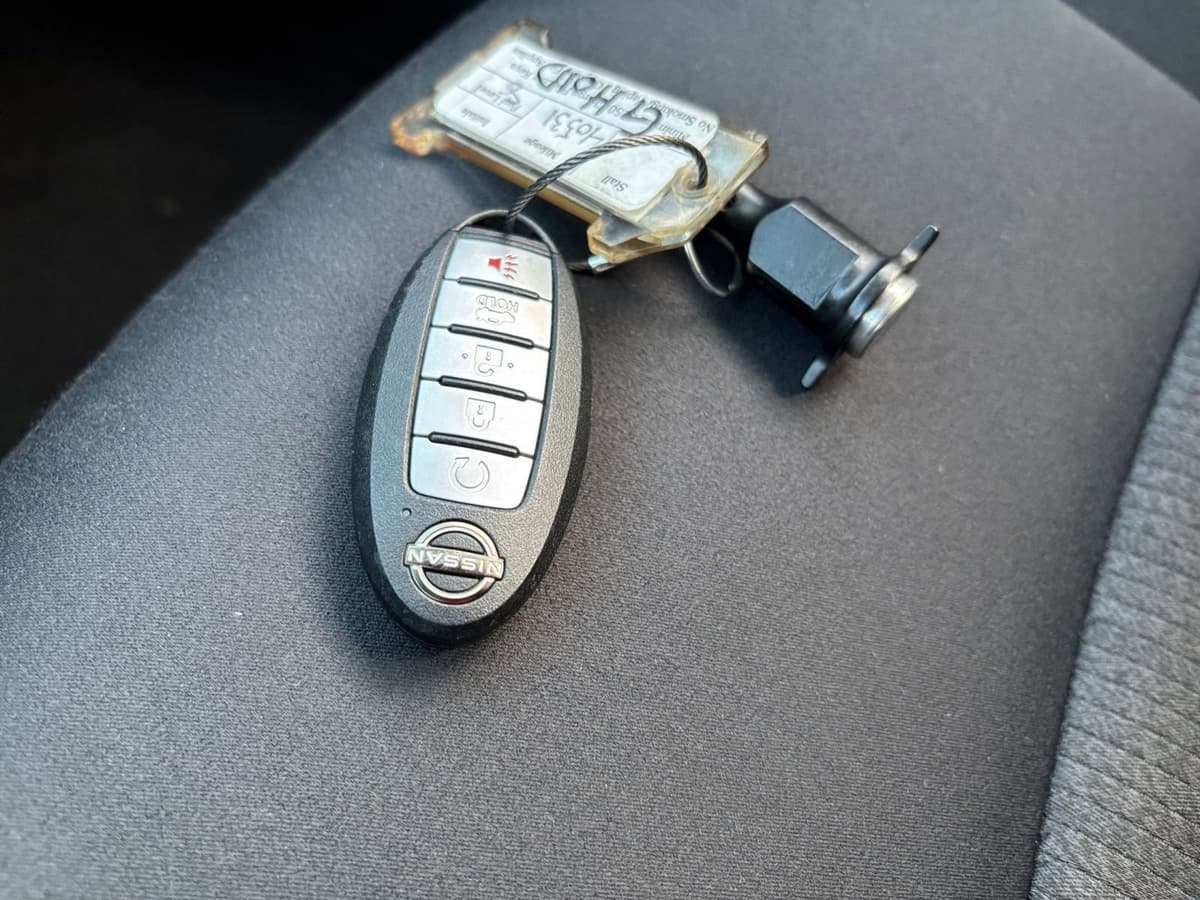 2025 Nissan Altima - Image 18