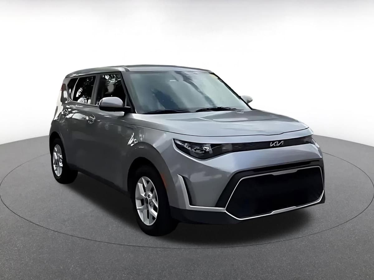 2025 Kia Soul - Image 3