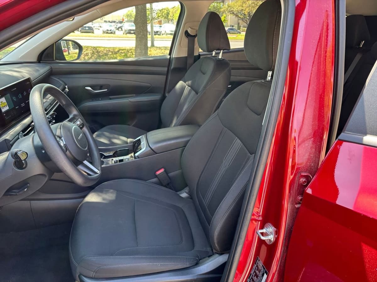 2025 Hyundai Tucson - Image 31