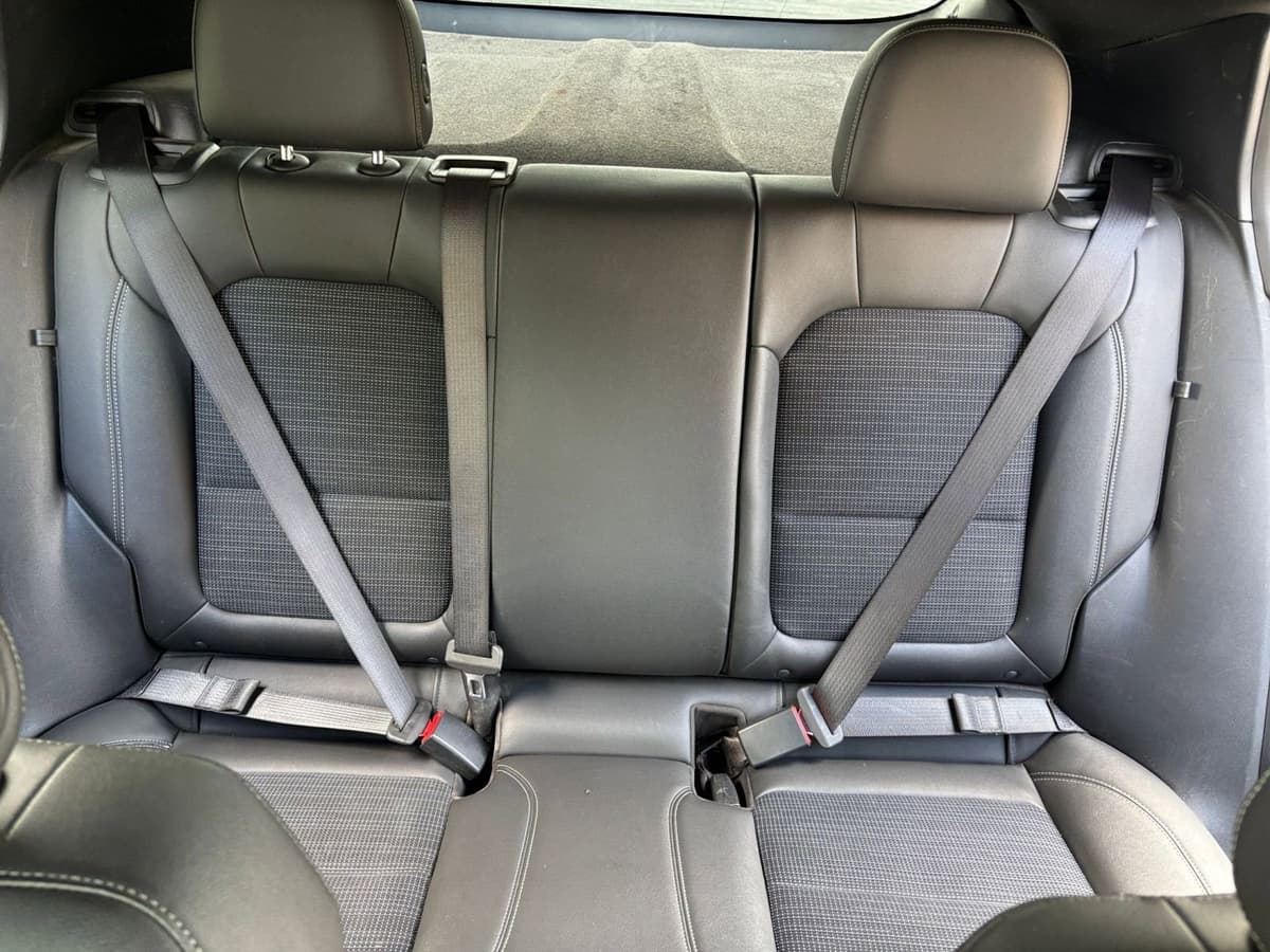 2025 Buick Envista - Image 33