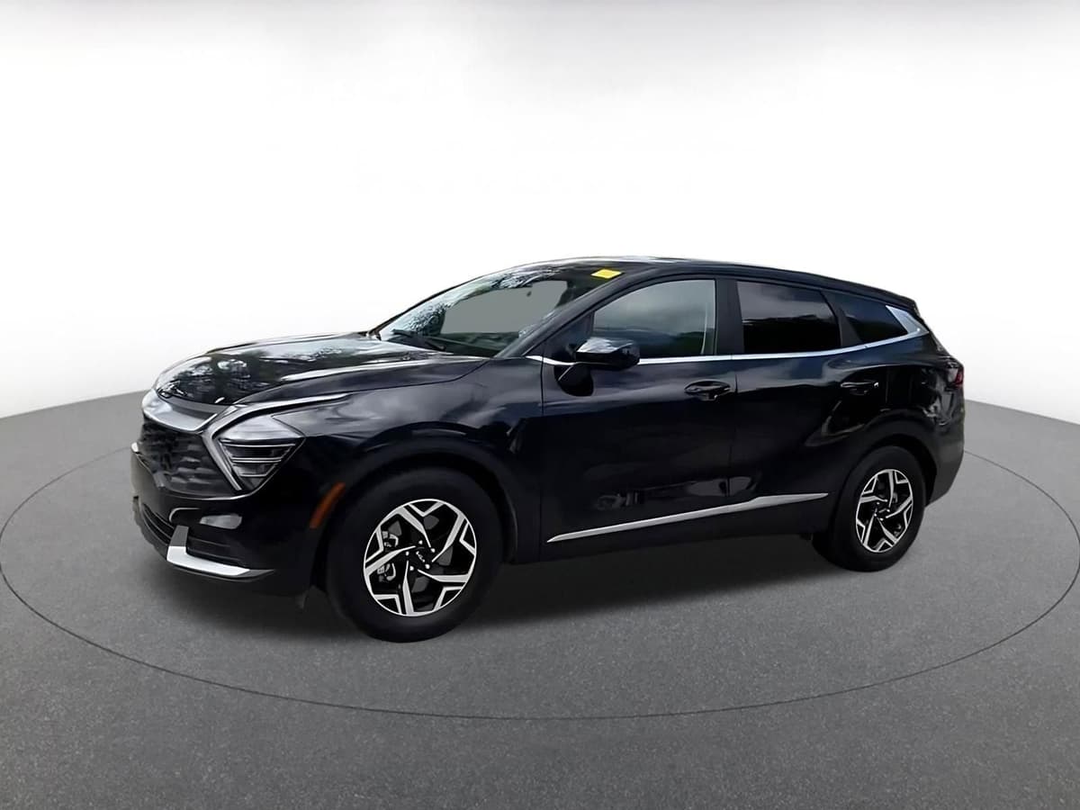 2025 Kia Sportage - Image 8