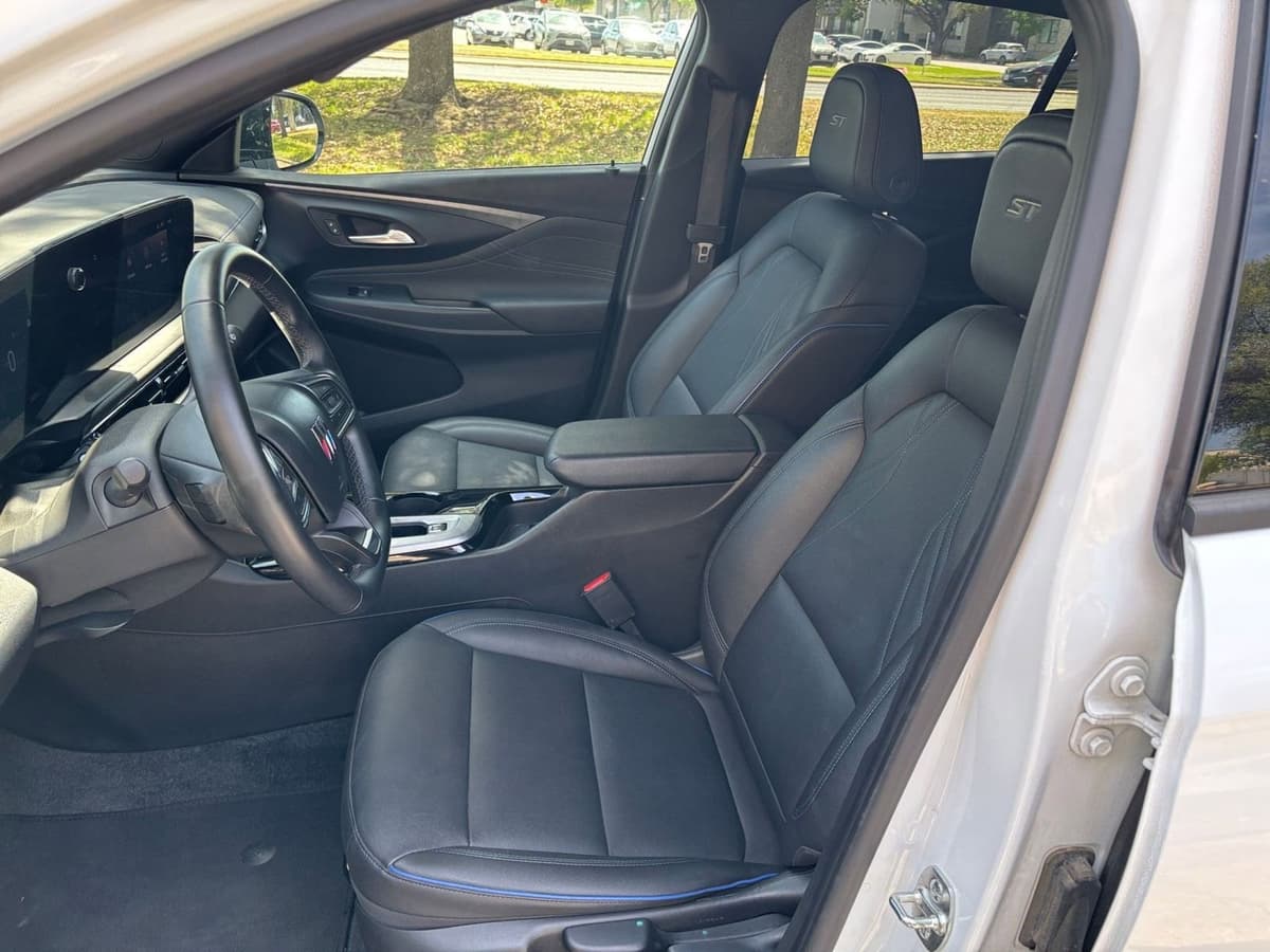 2025 Buick Envista - Image 31