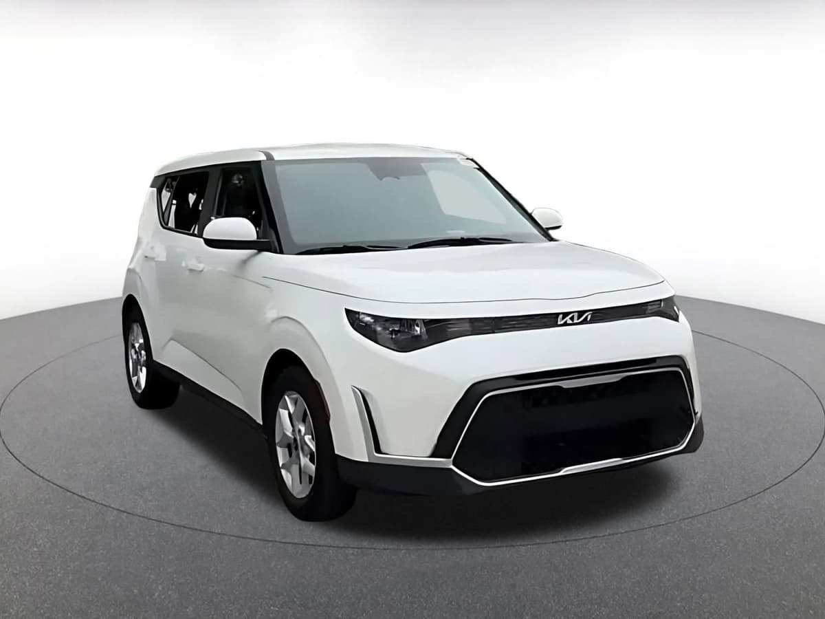 2025 Kia Soul - Image 3