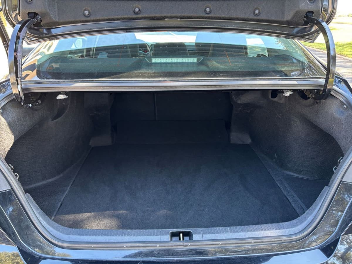 2025 Toyota Camry - Image 25