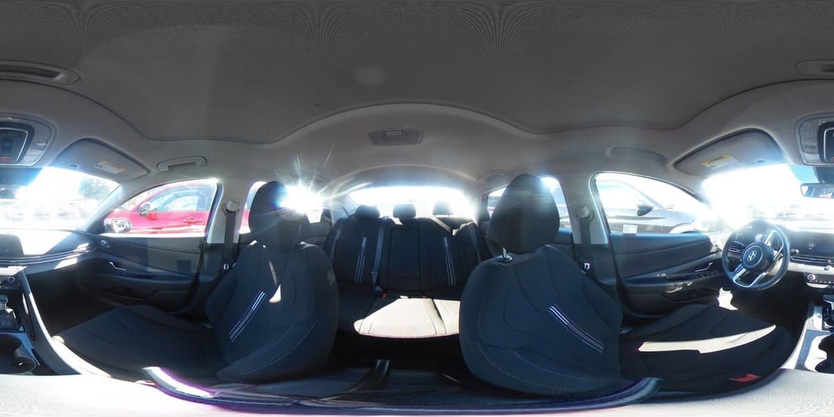 2025 Hyundai Elantra - Image 37