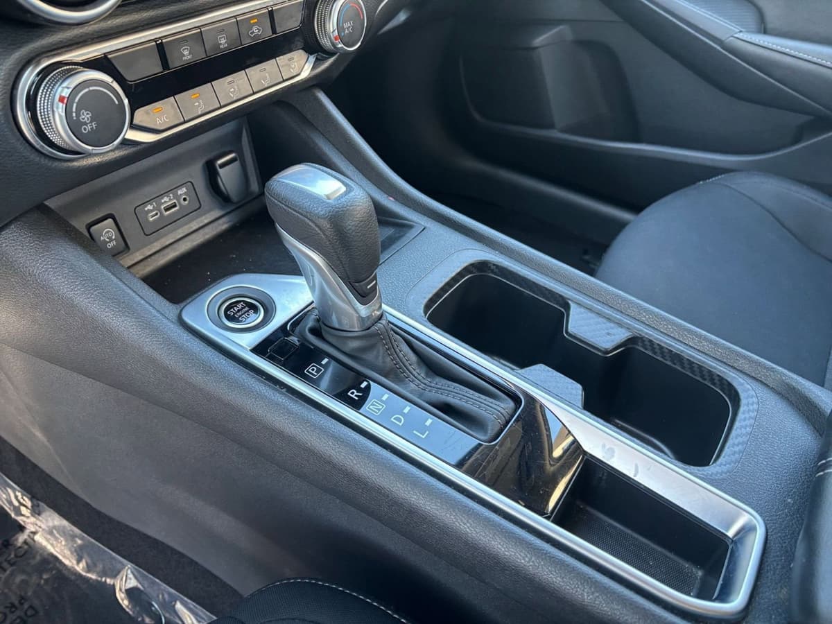 2025 Nissan Sentra - Image 36