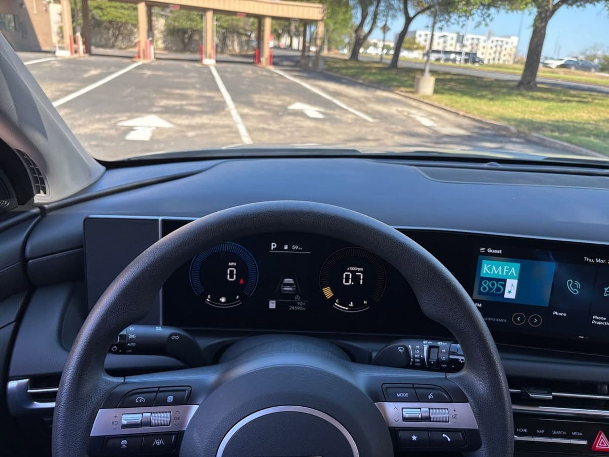 2025 Hyundai Tucson - Image 31