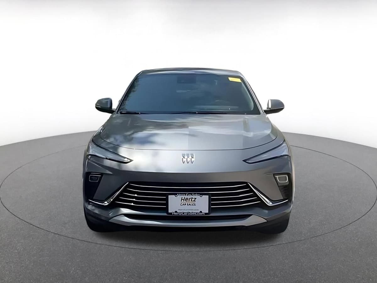 2025 Buick Envista - Image 5