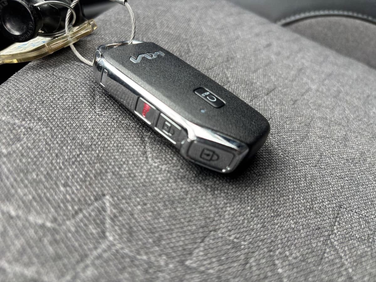 2025 Kia Seltos - Image 18