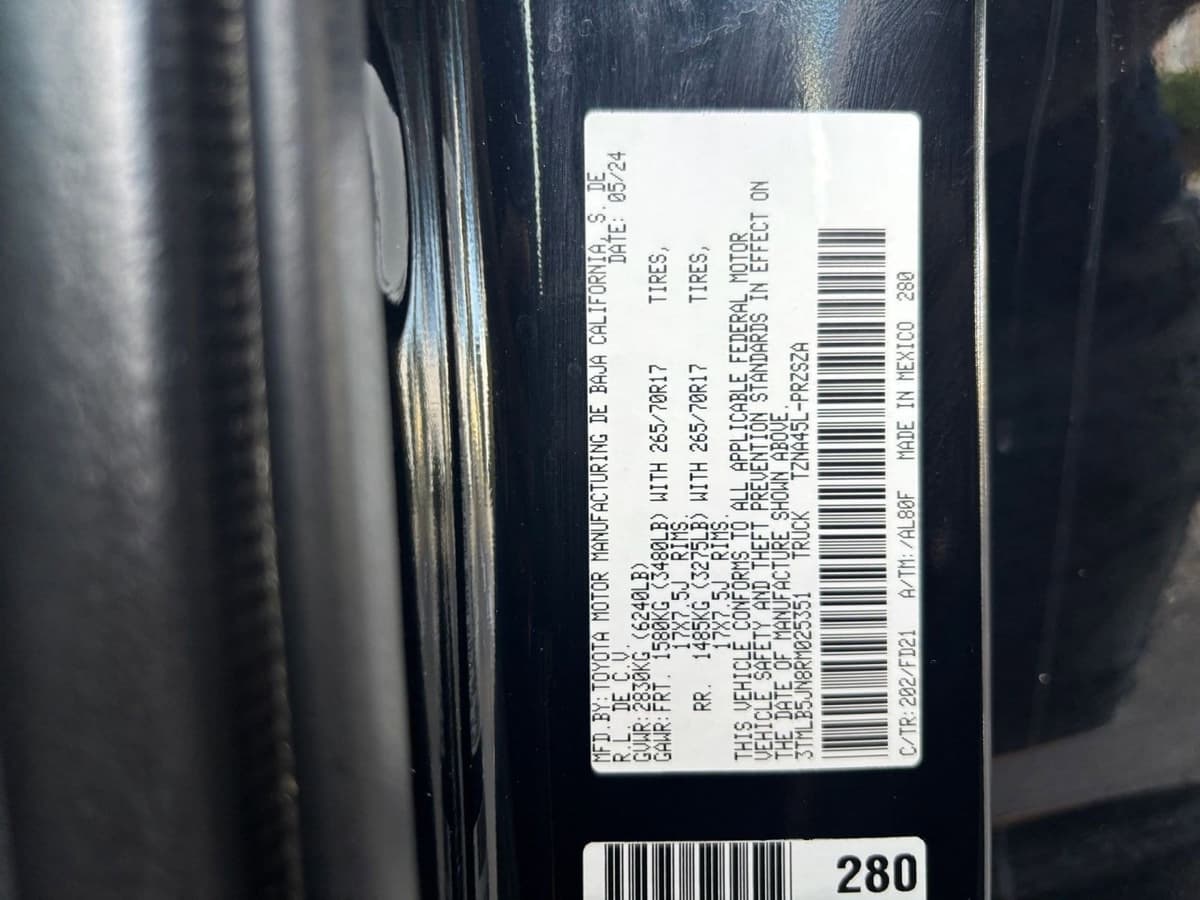 2024 Toyota Tacoma - Image 22