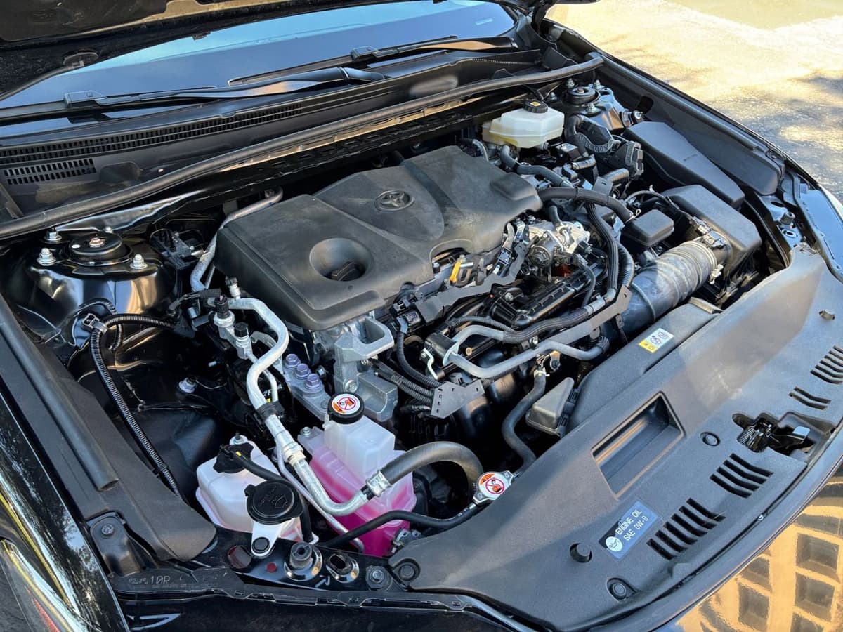 2025 Toyota Camry - Image 26