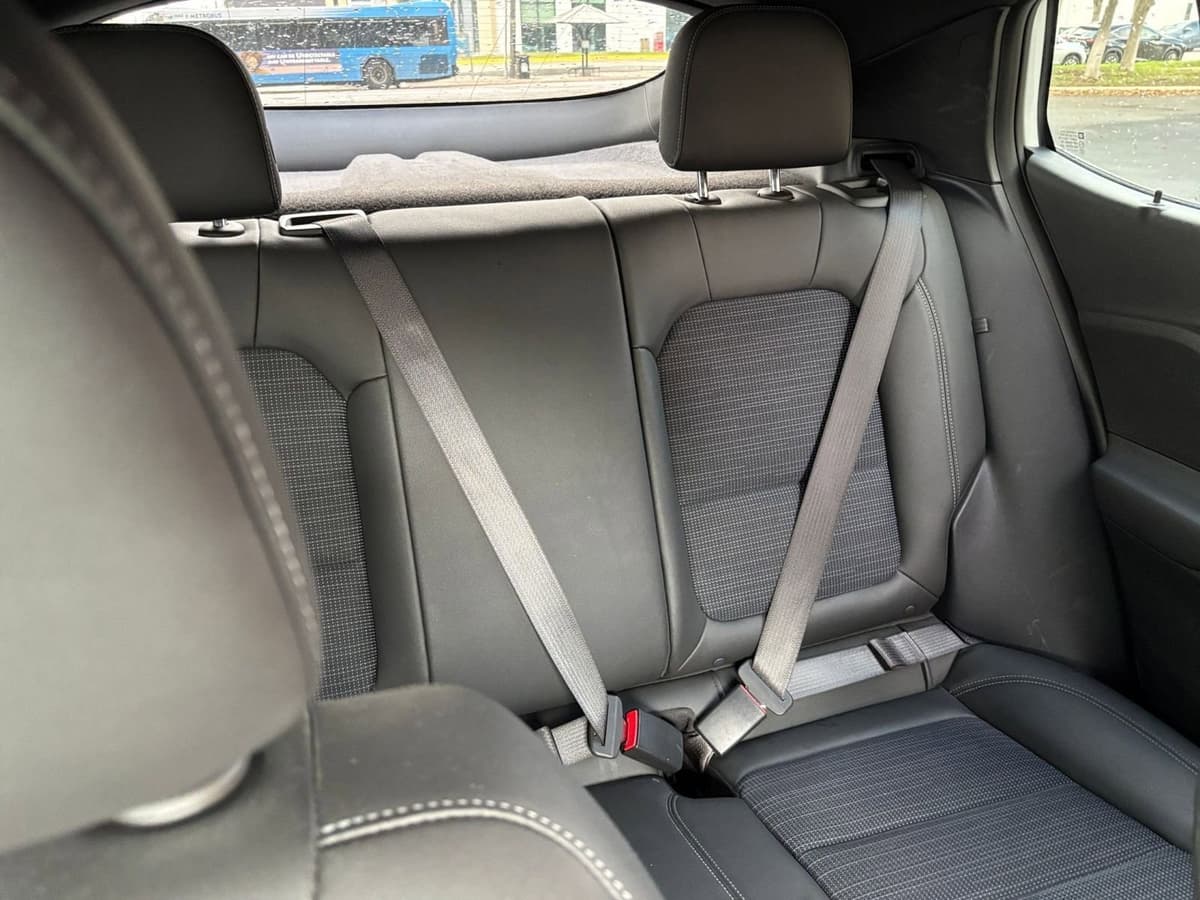 2025 Buick Envista - Image 32