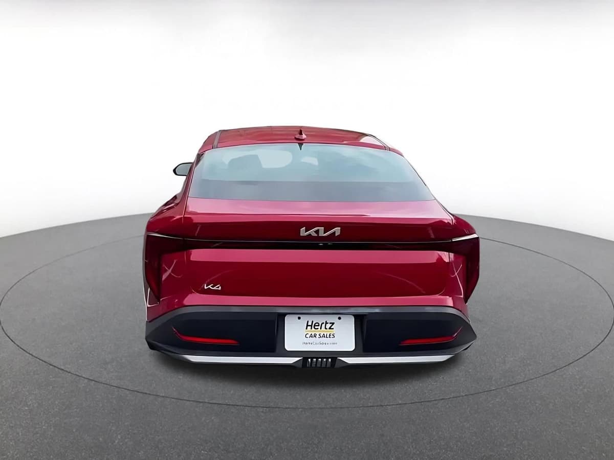 2025 Kia K4 - Image 9