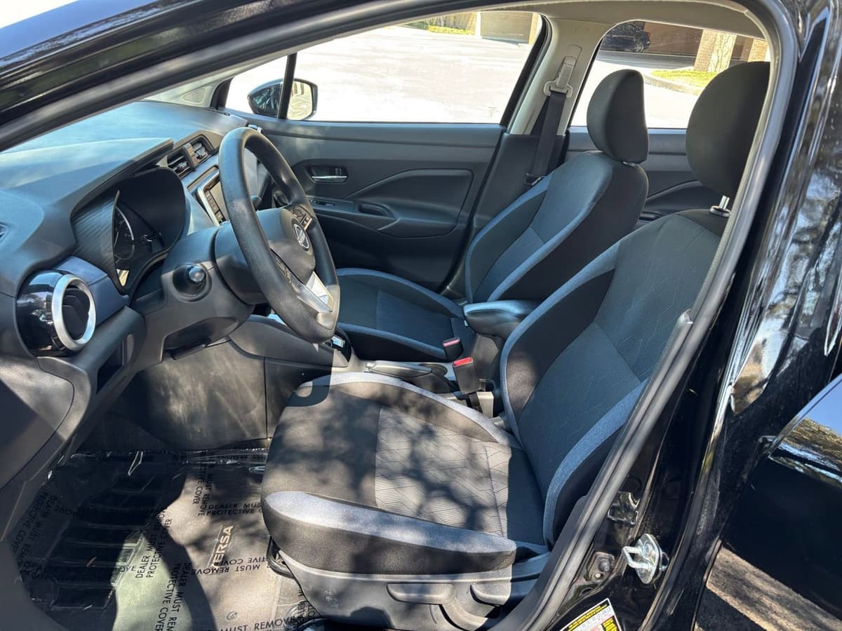 2025 Nissan Versa - Image 31