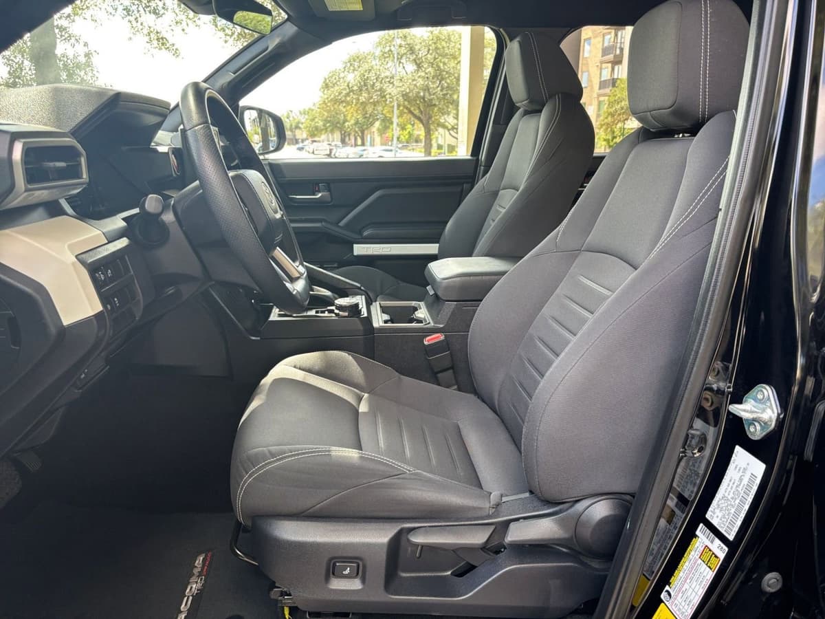 2024 Toyota Tacoma - Image 21