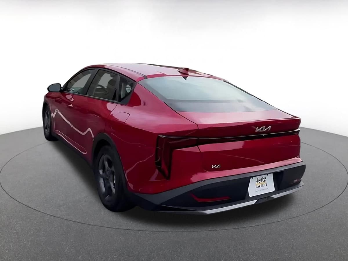 2025 Kia K4 - Image 8
