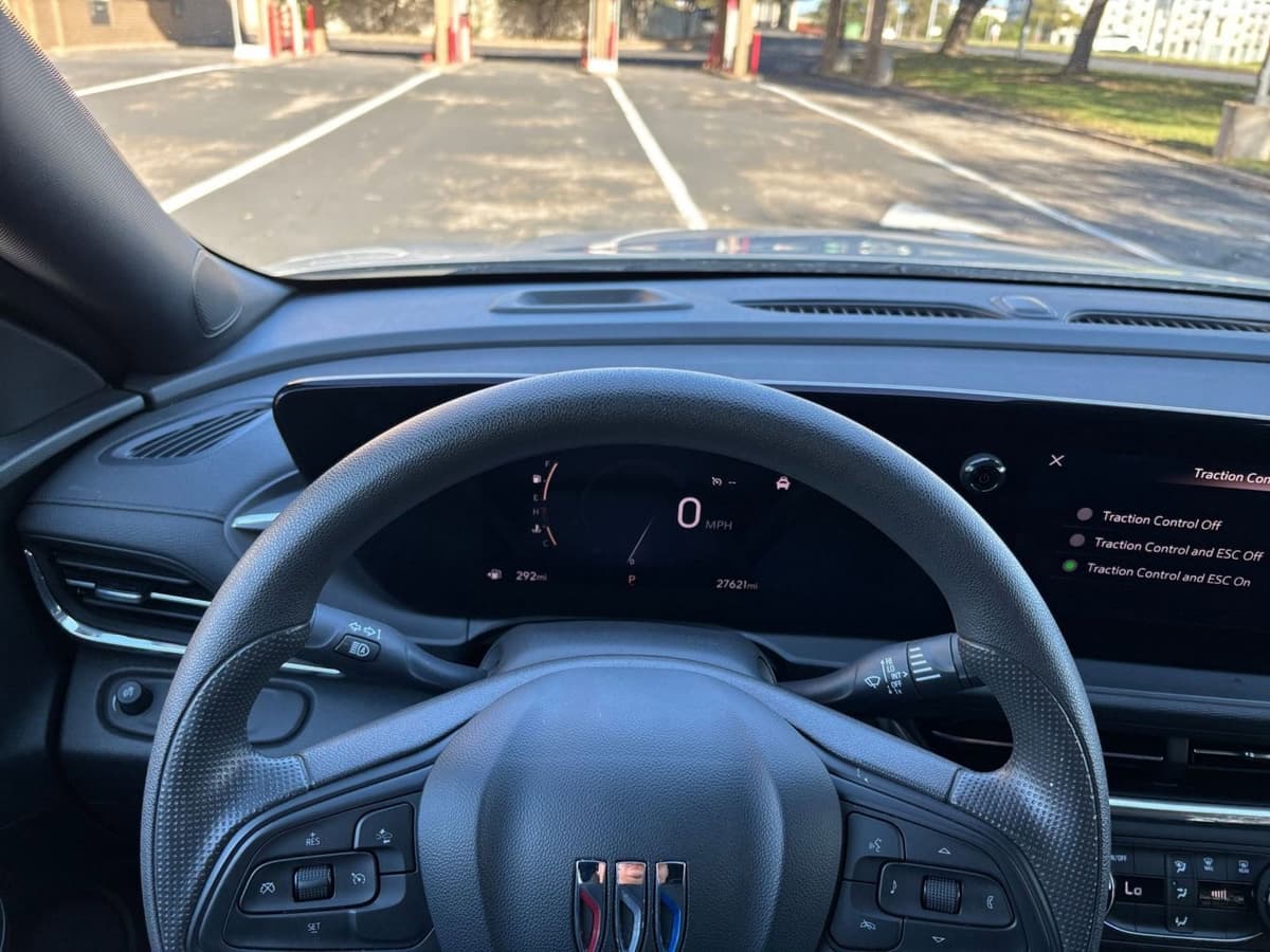 2025 Buick Envista - Image 29