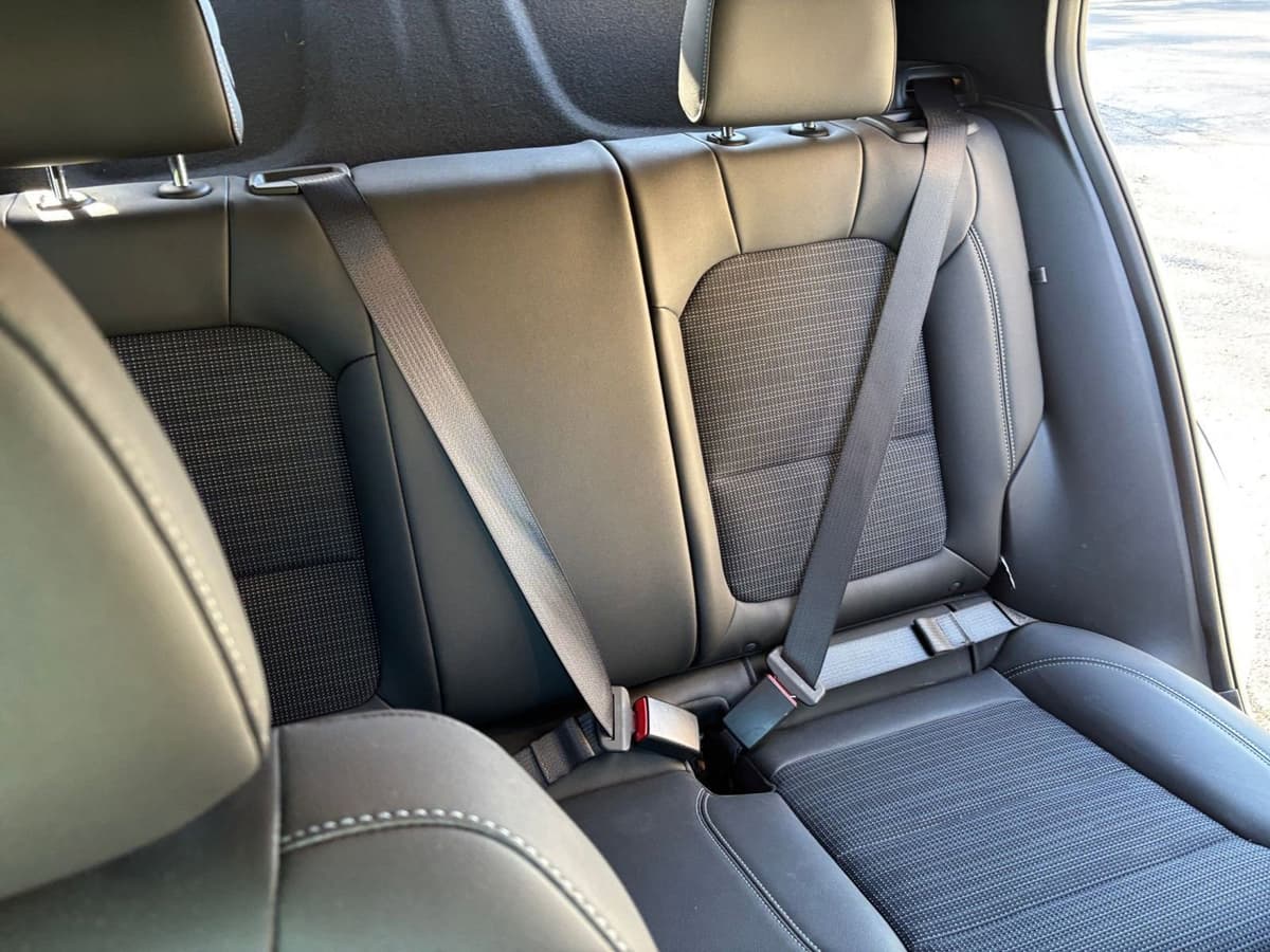 2025 Buick Envista - Image 32