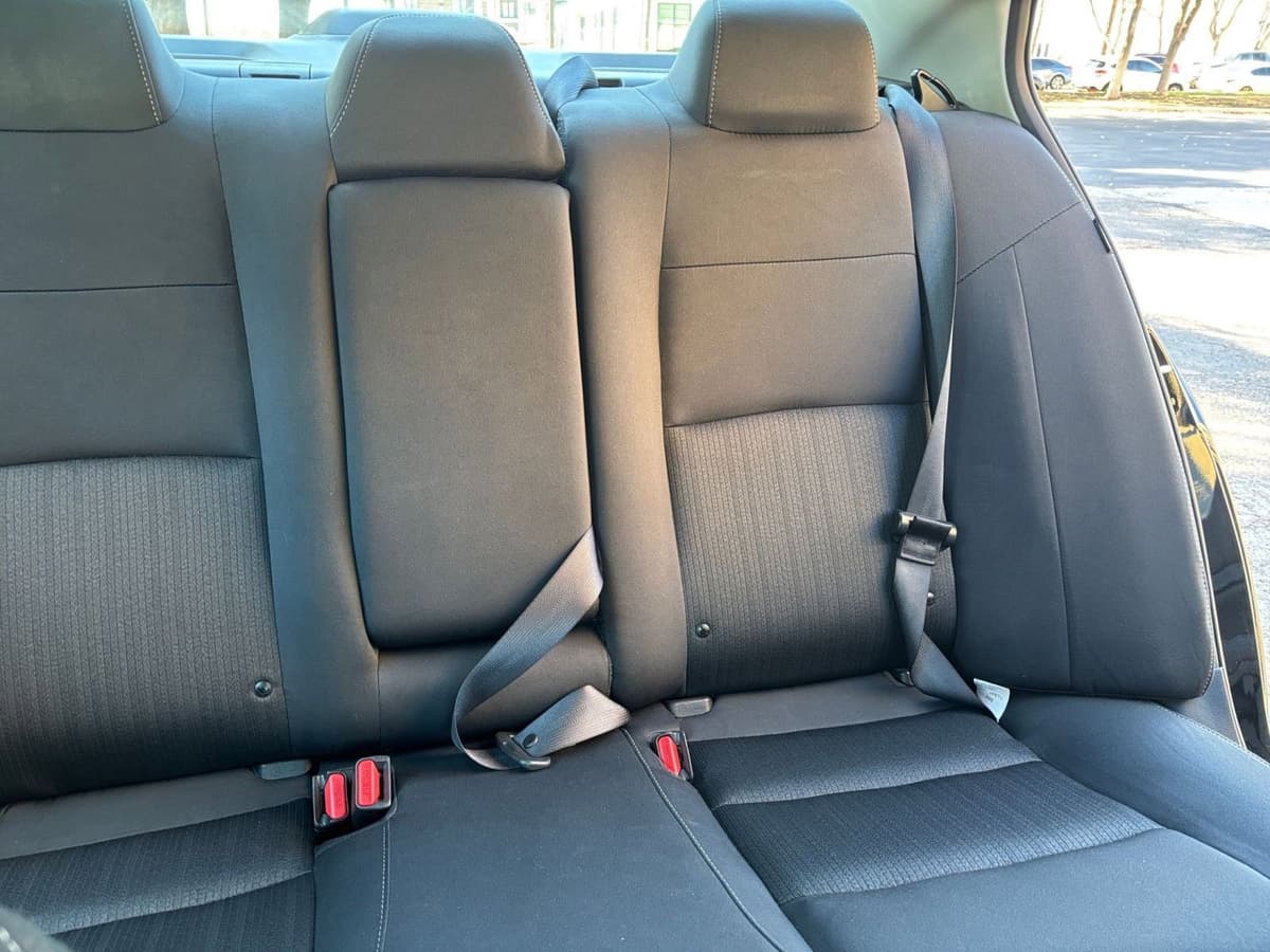 2025 Nissan Altima - Image 32