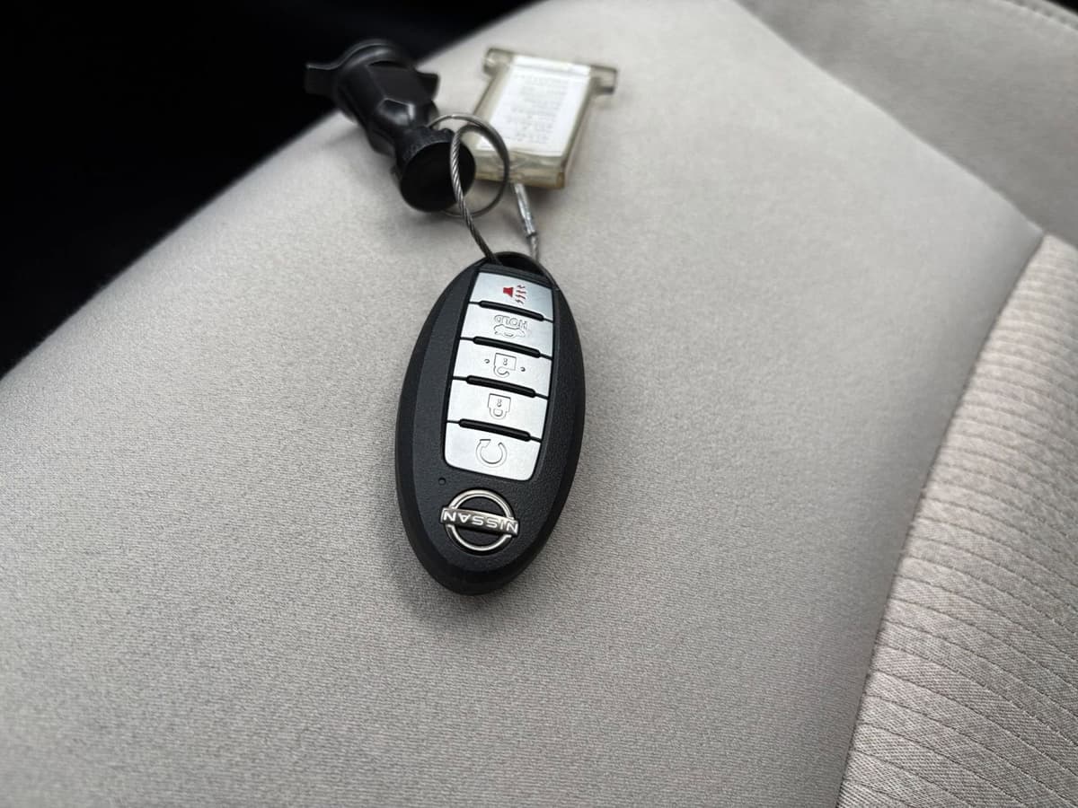 2025 Nissan Altima - Image 18