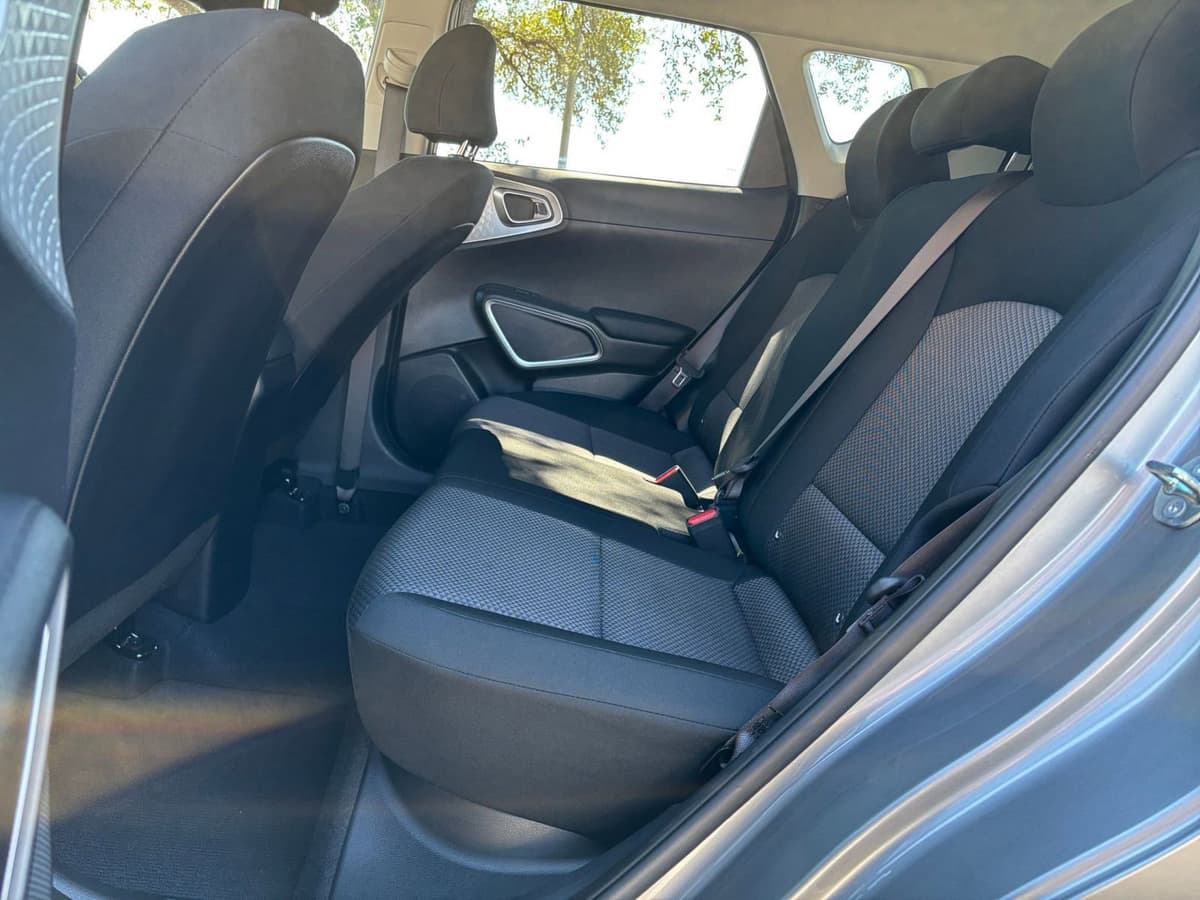 2025 Kia Soul - Image 21