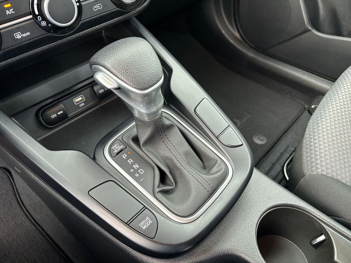 2025 Kia Soul - Image 35