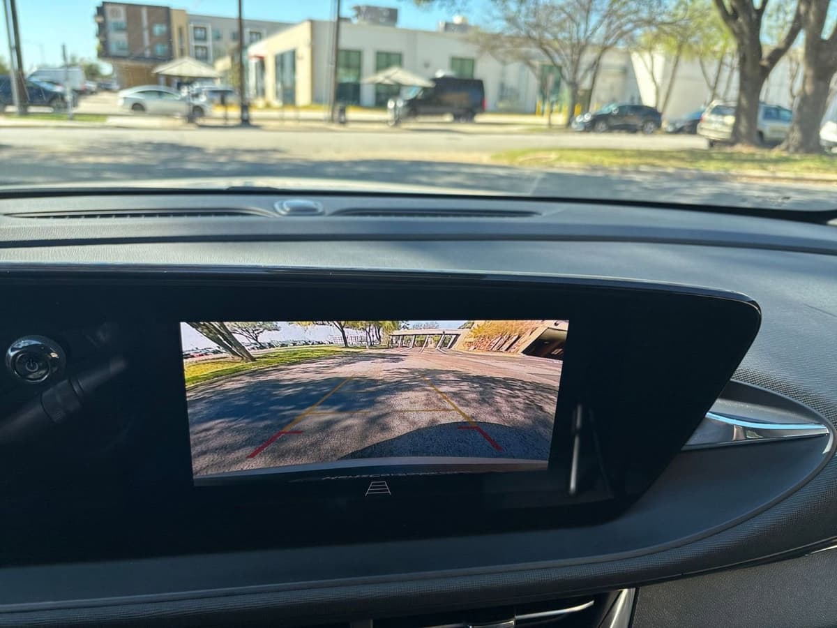 2025 Buick Envista - Image 20