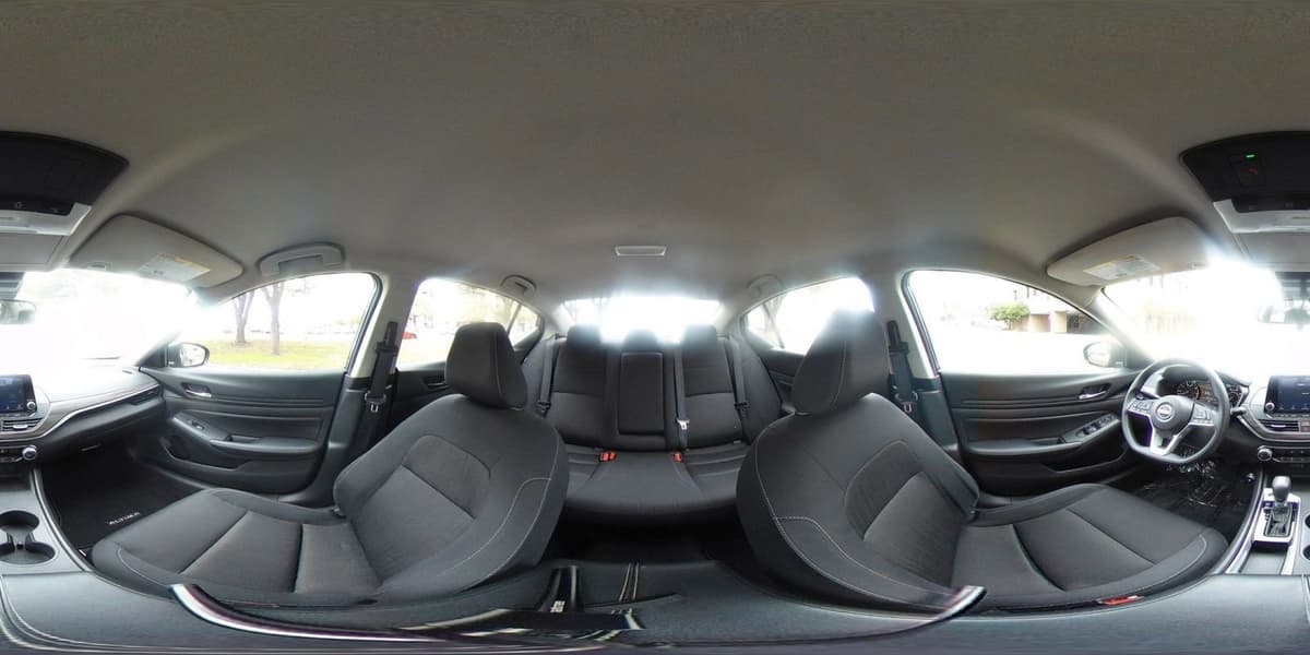 2025 Nissan Altima - Image 37