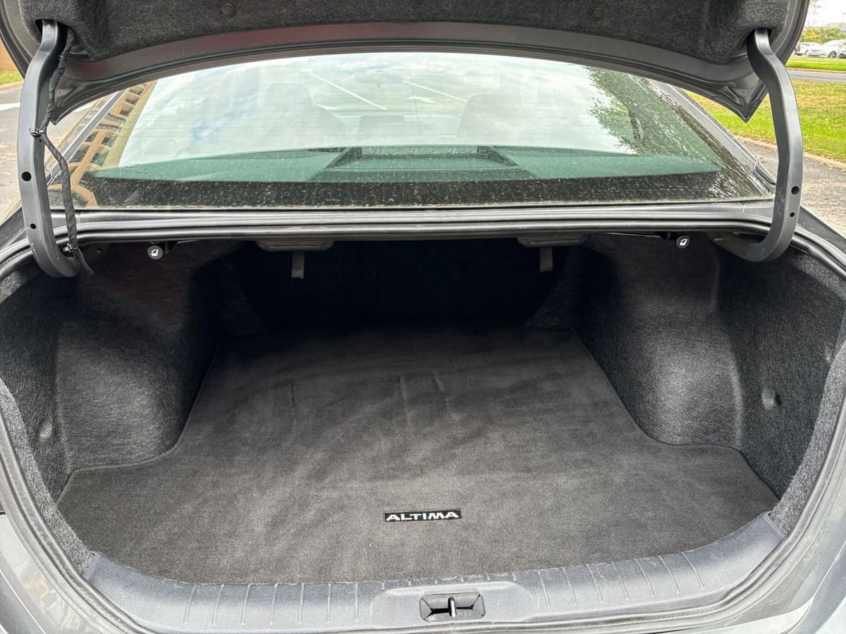 2025 Nissan Altima - Image 26