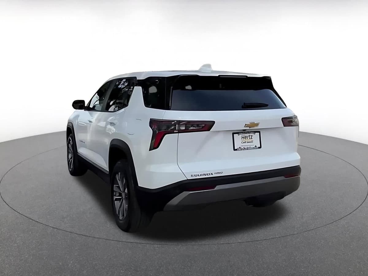 2025 Chevrolet Equinox - Image 11