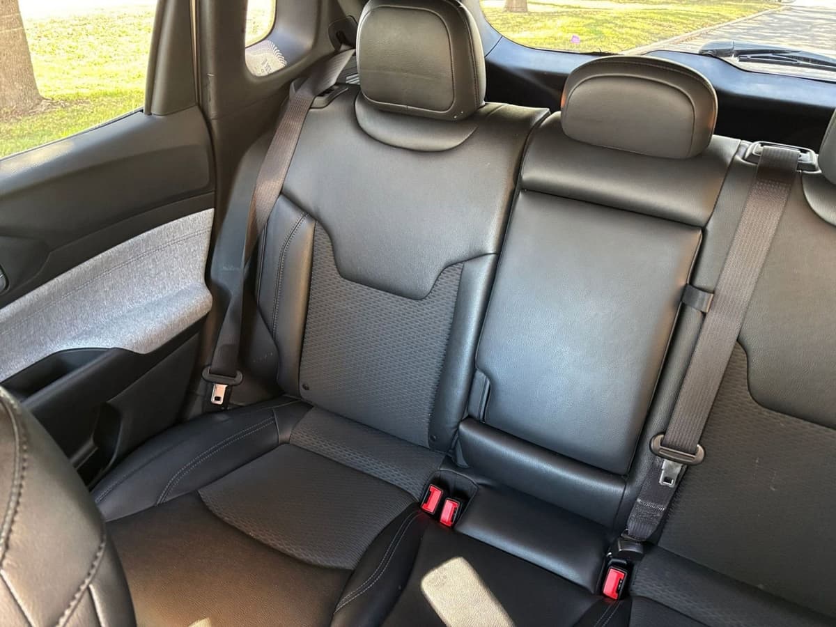 2025 Jeep Compass - Image 34