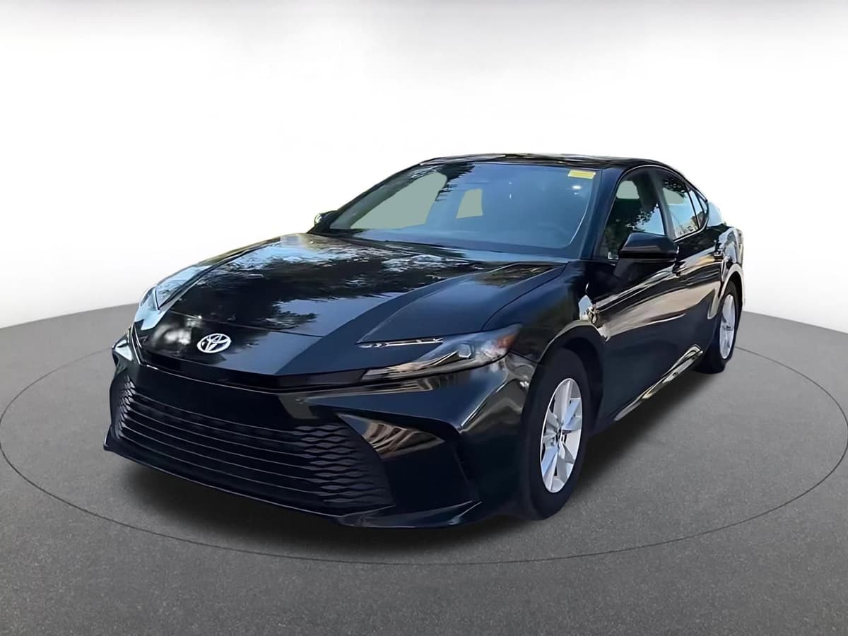 2025 Toyota Camry - Image 6