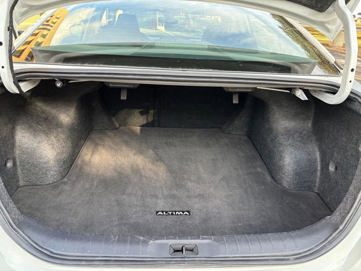 2025 Nissan Altima - Image 26