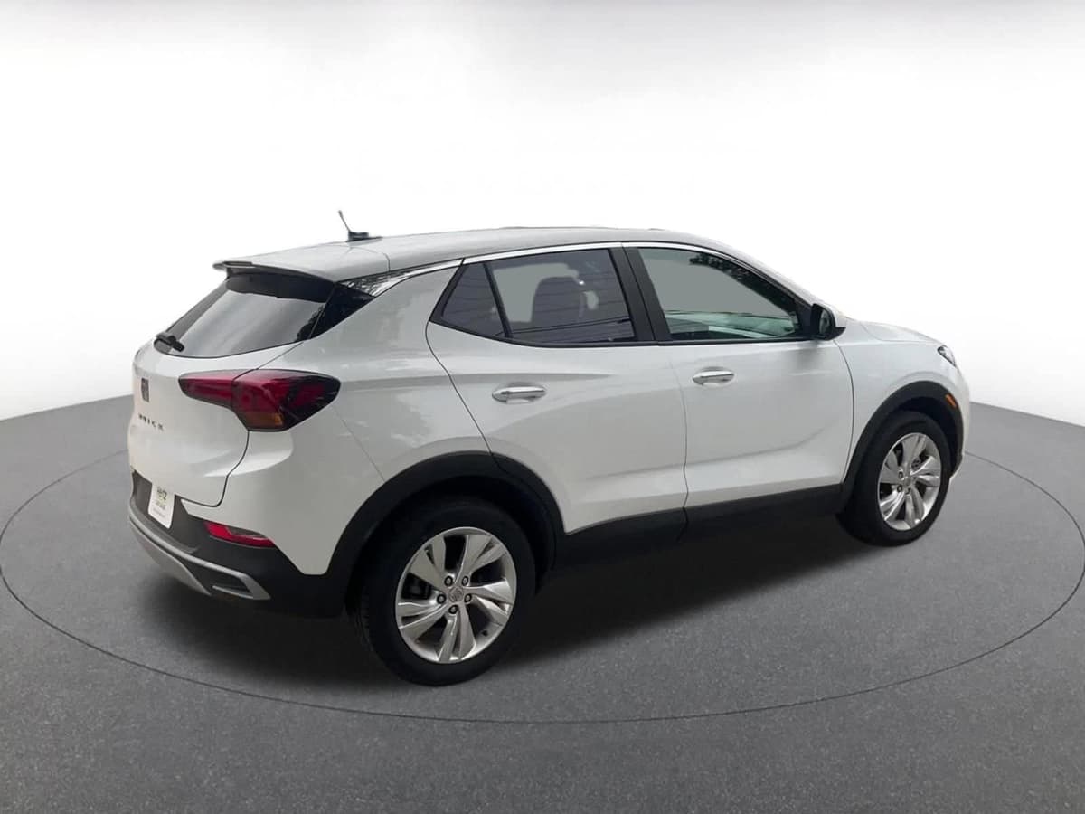 2025 Buick Encore GX - Image 13