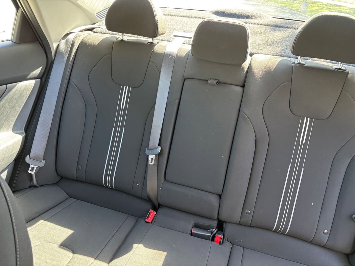 2025 Hyundai Elantra - Image 34