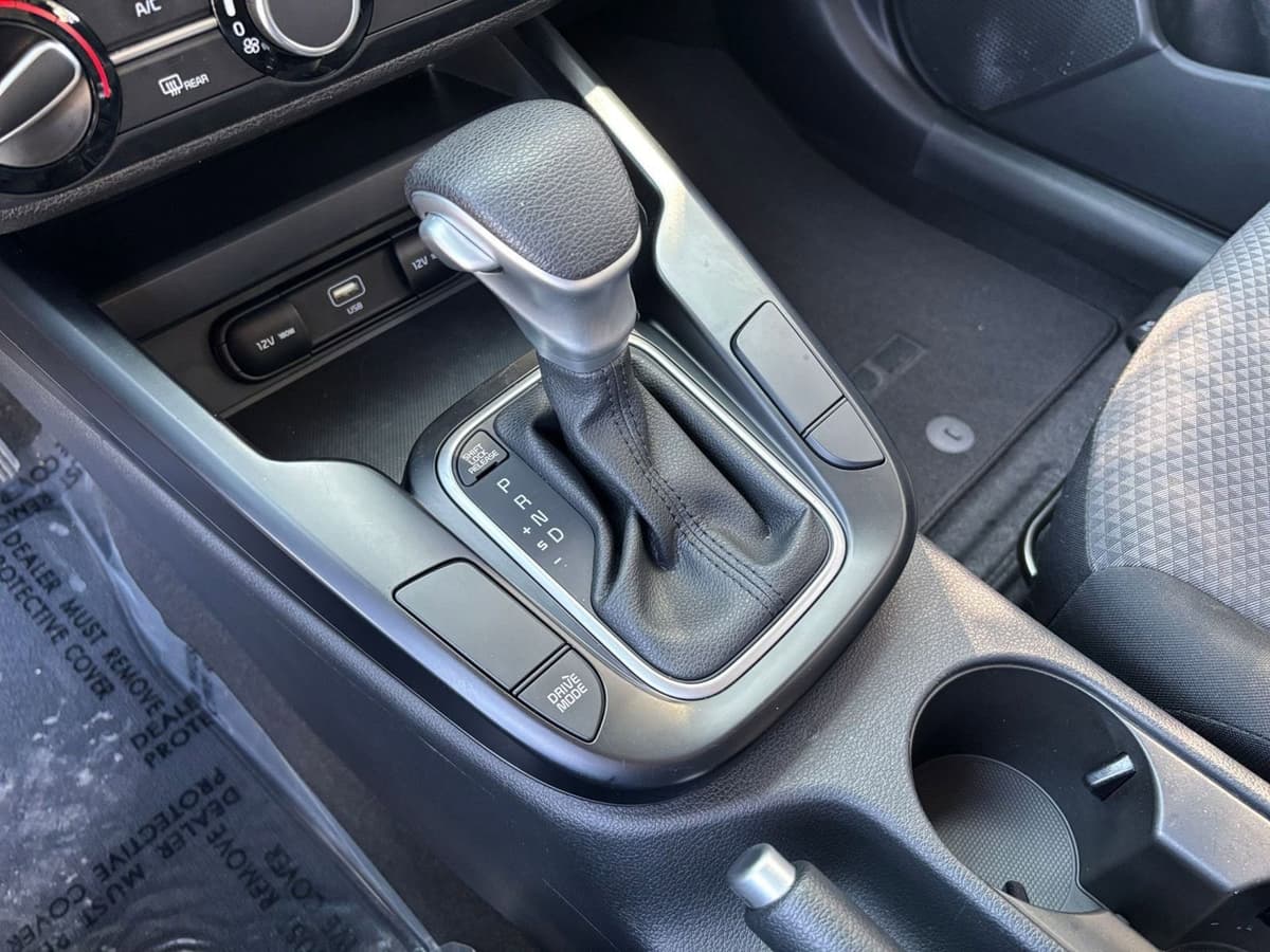 2025 Kia Soul - Image 36