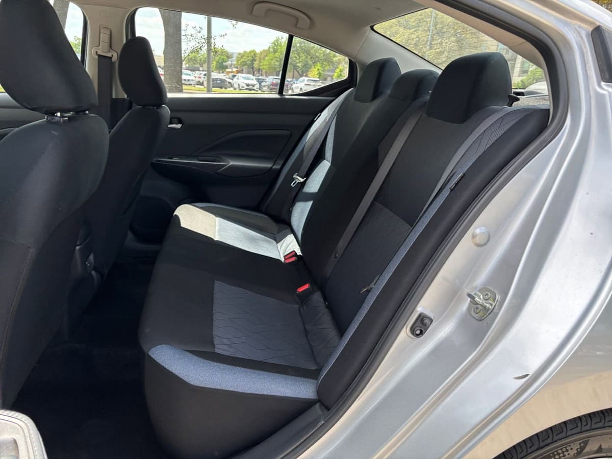 2025 Nissan Versa - Image 22