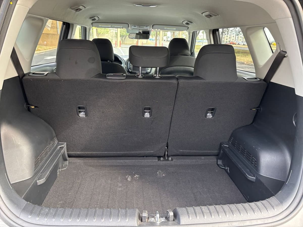 2025 Kia Soul - Image 26