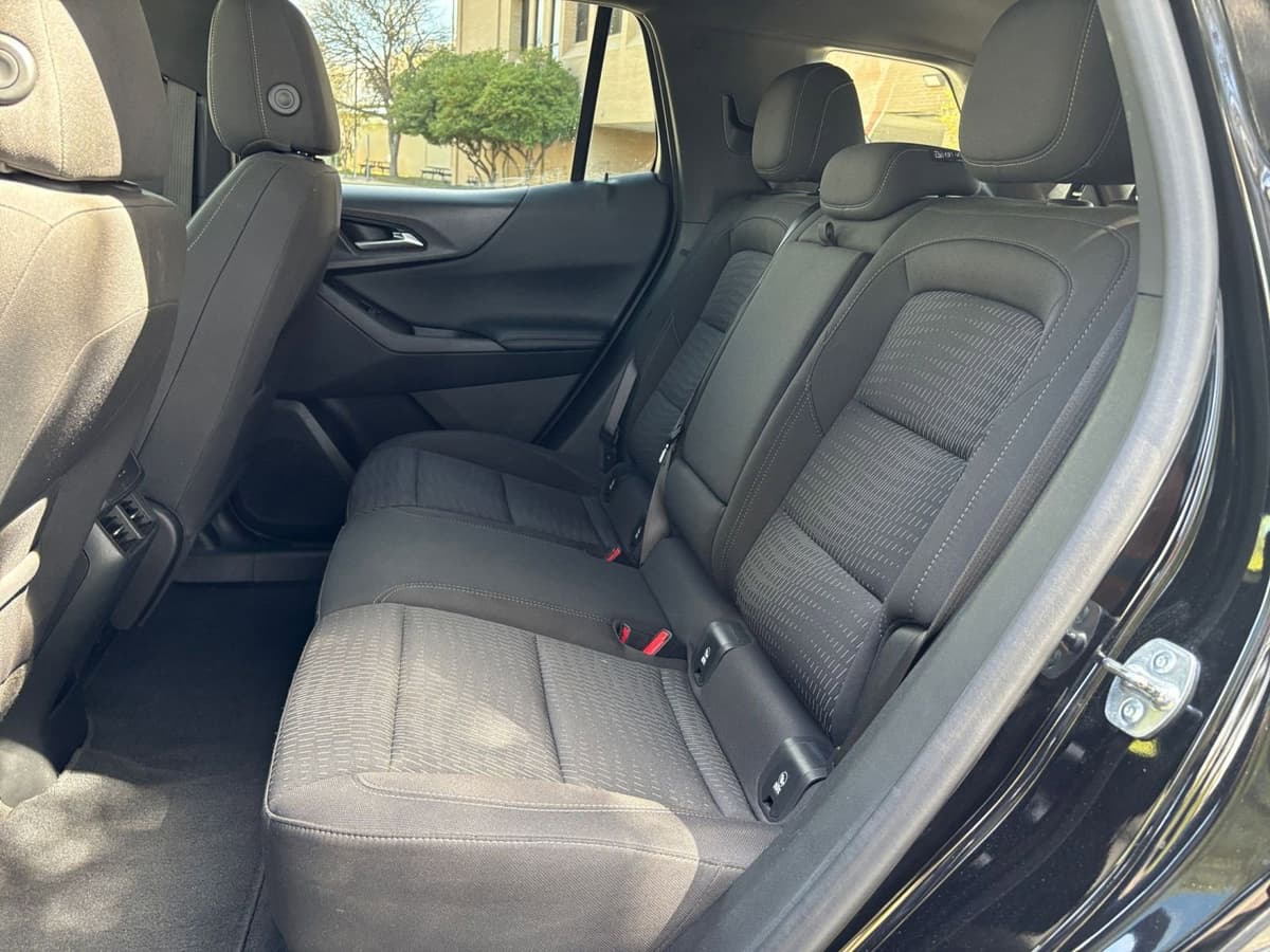 2025 Chevrolet Equinox - Image 21