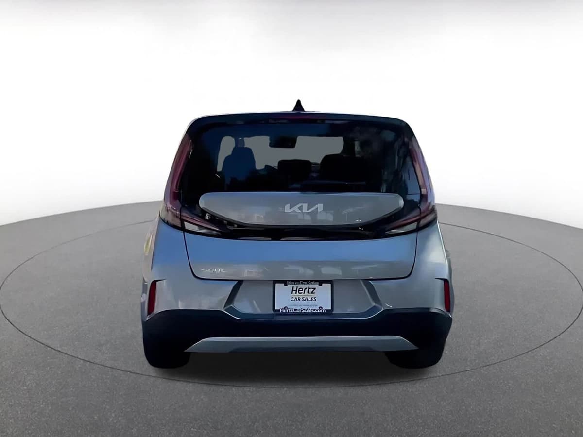 2025 Kia Soul - Image 12
