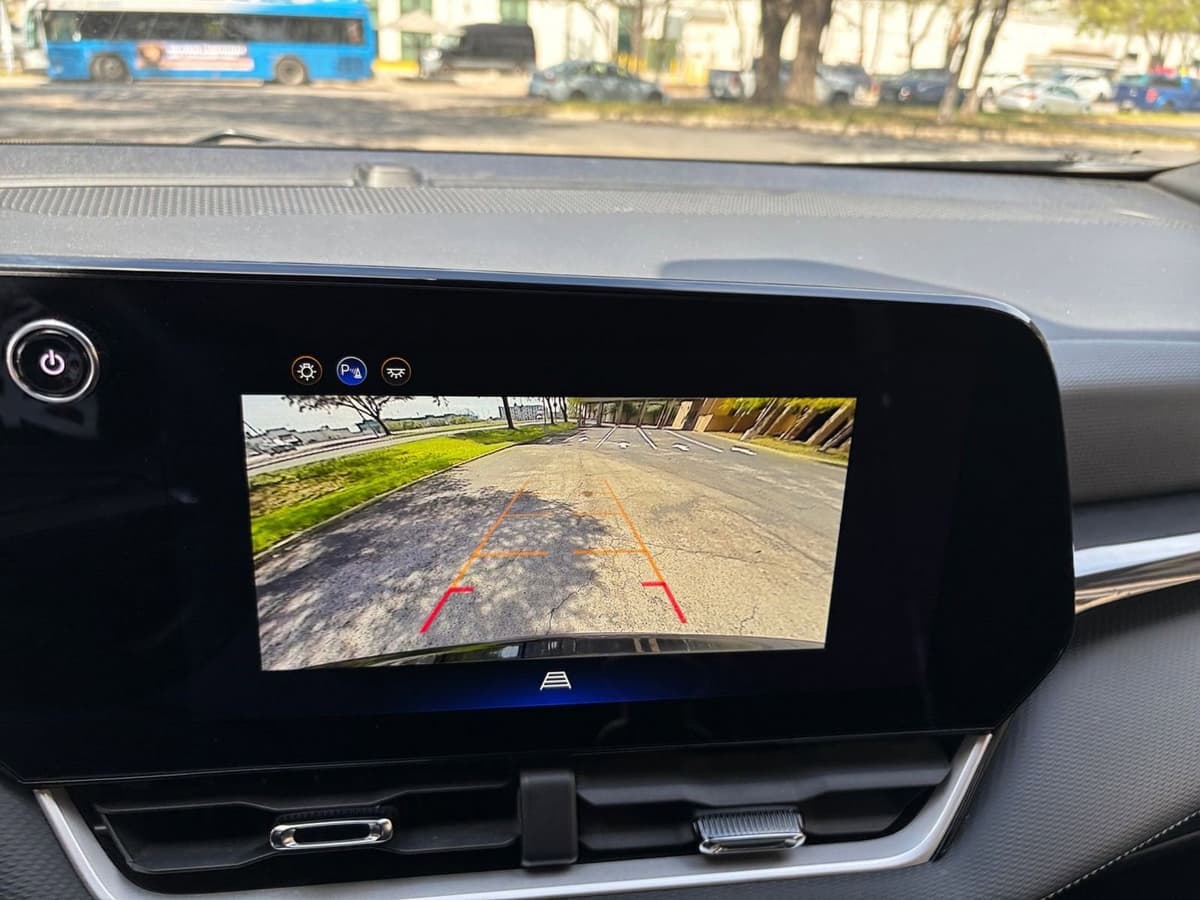 2025 Chevrolet Equinox - Image 20