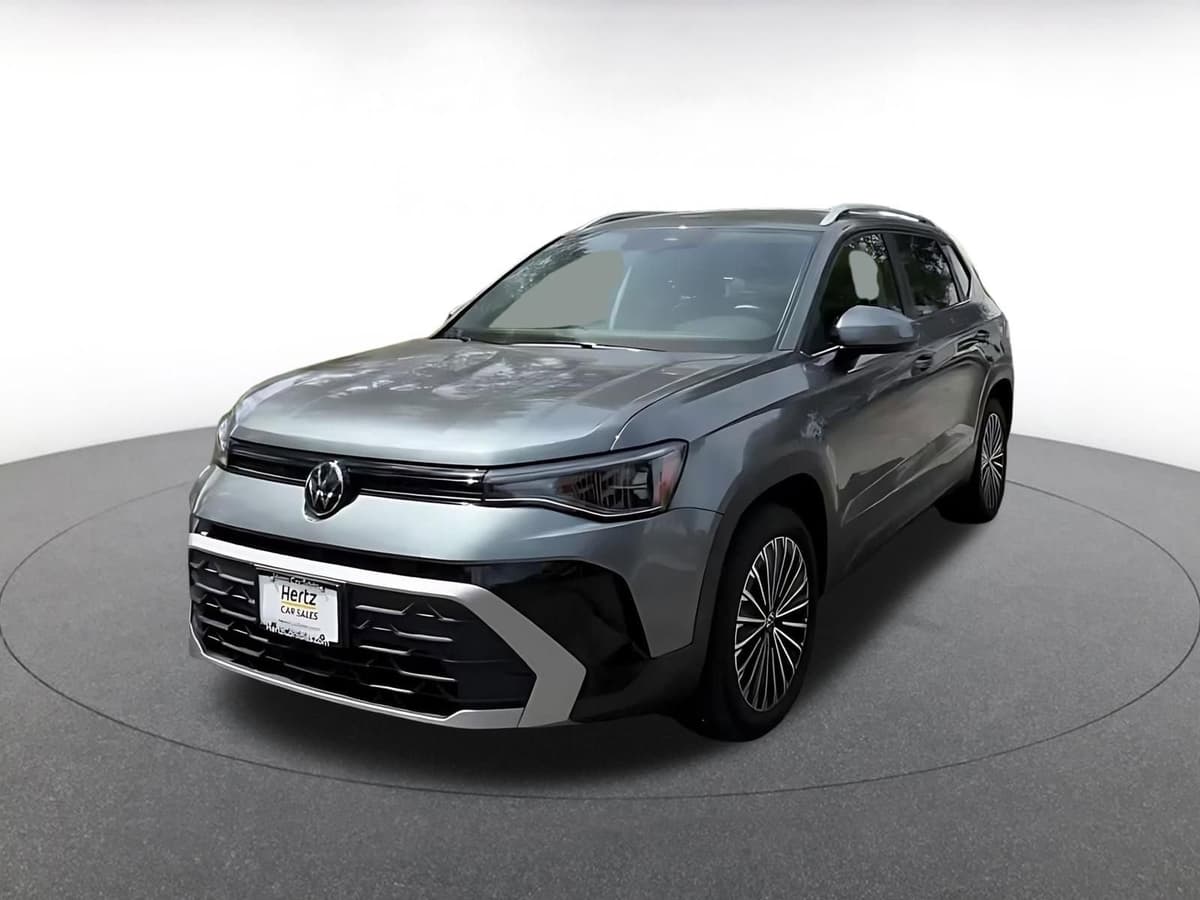 2025 Volkswagen Taos - Image 6