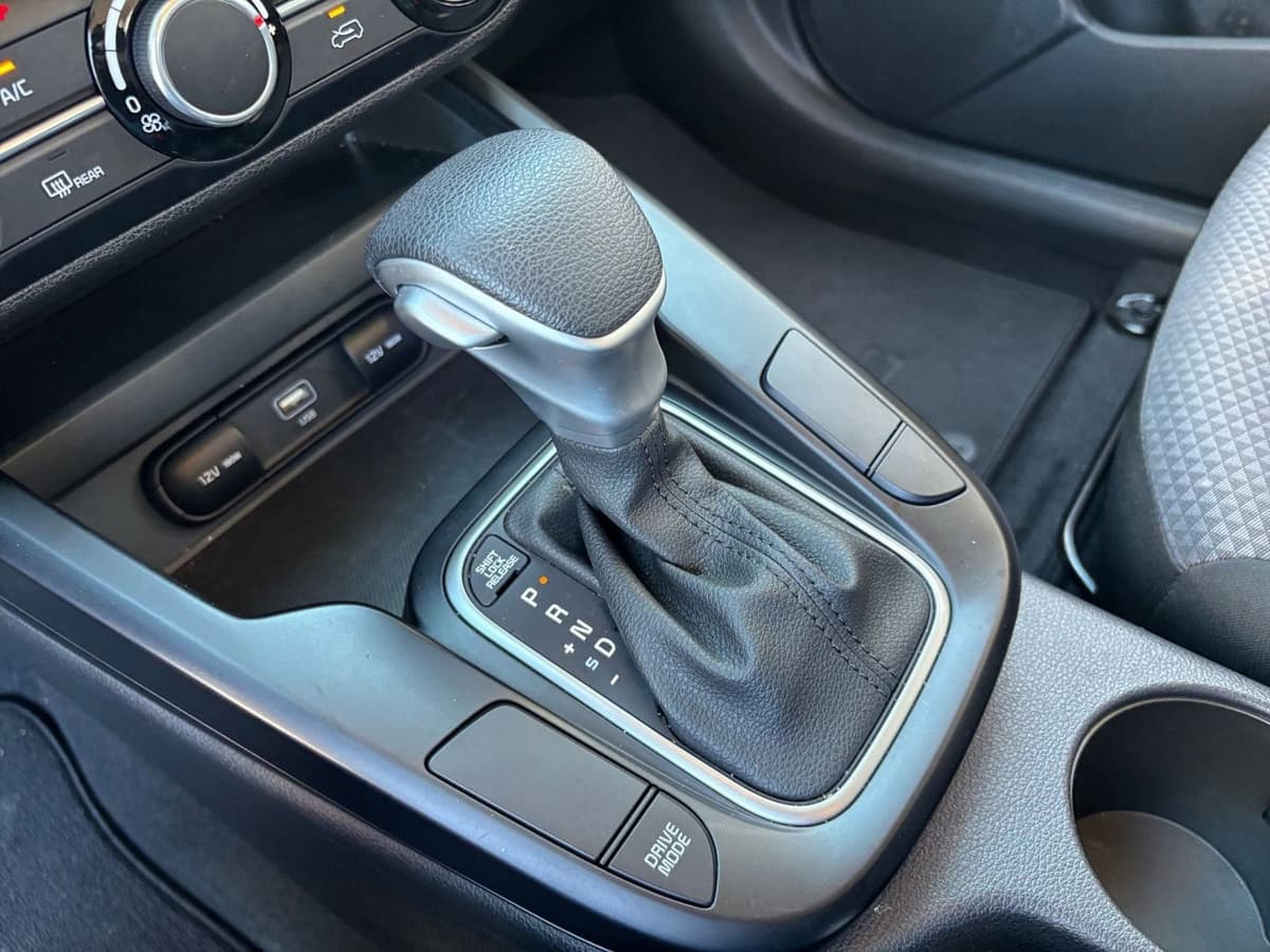 2025 Kia Soul - Image 36