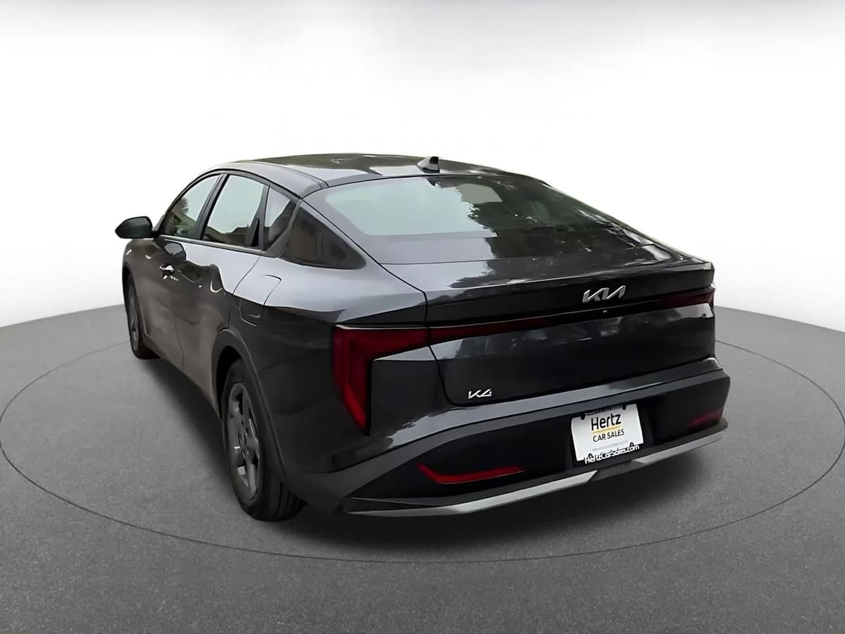 2025 Kia K4 - Image 11