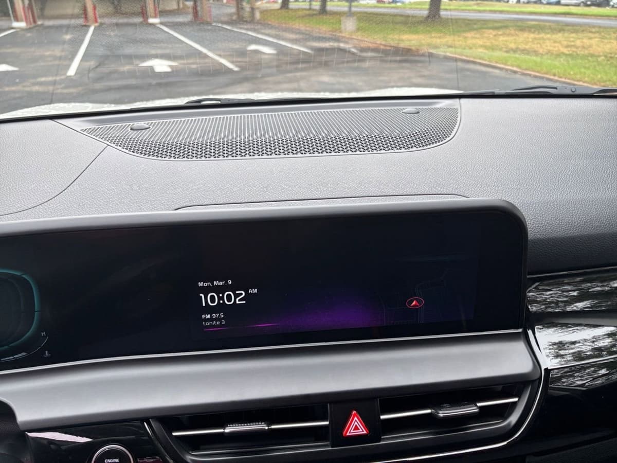 2025 Kia Seltos - Image 17