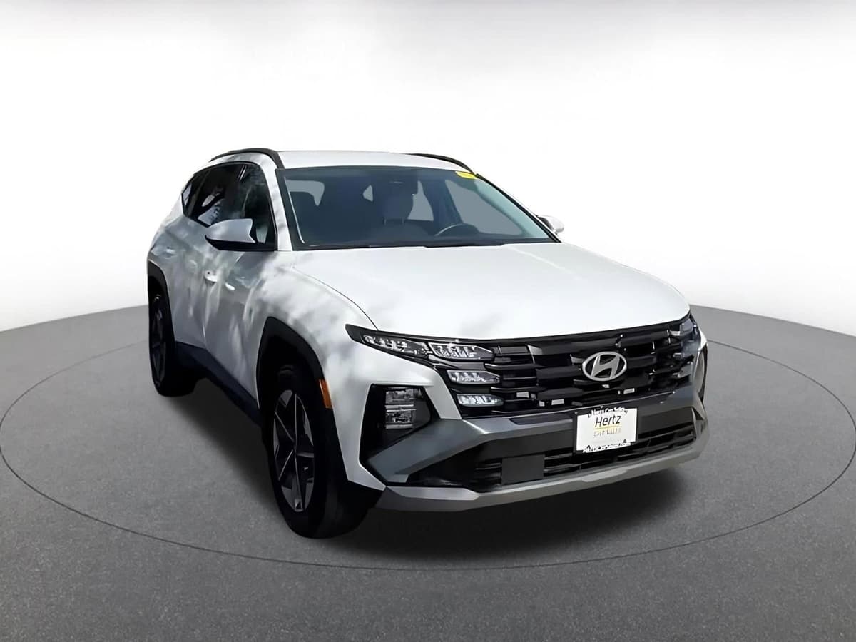 2025 Hyundai Tucson - Image 3