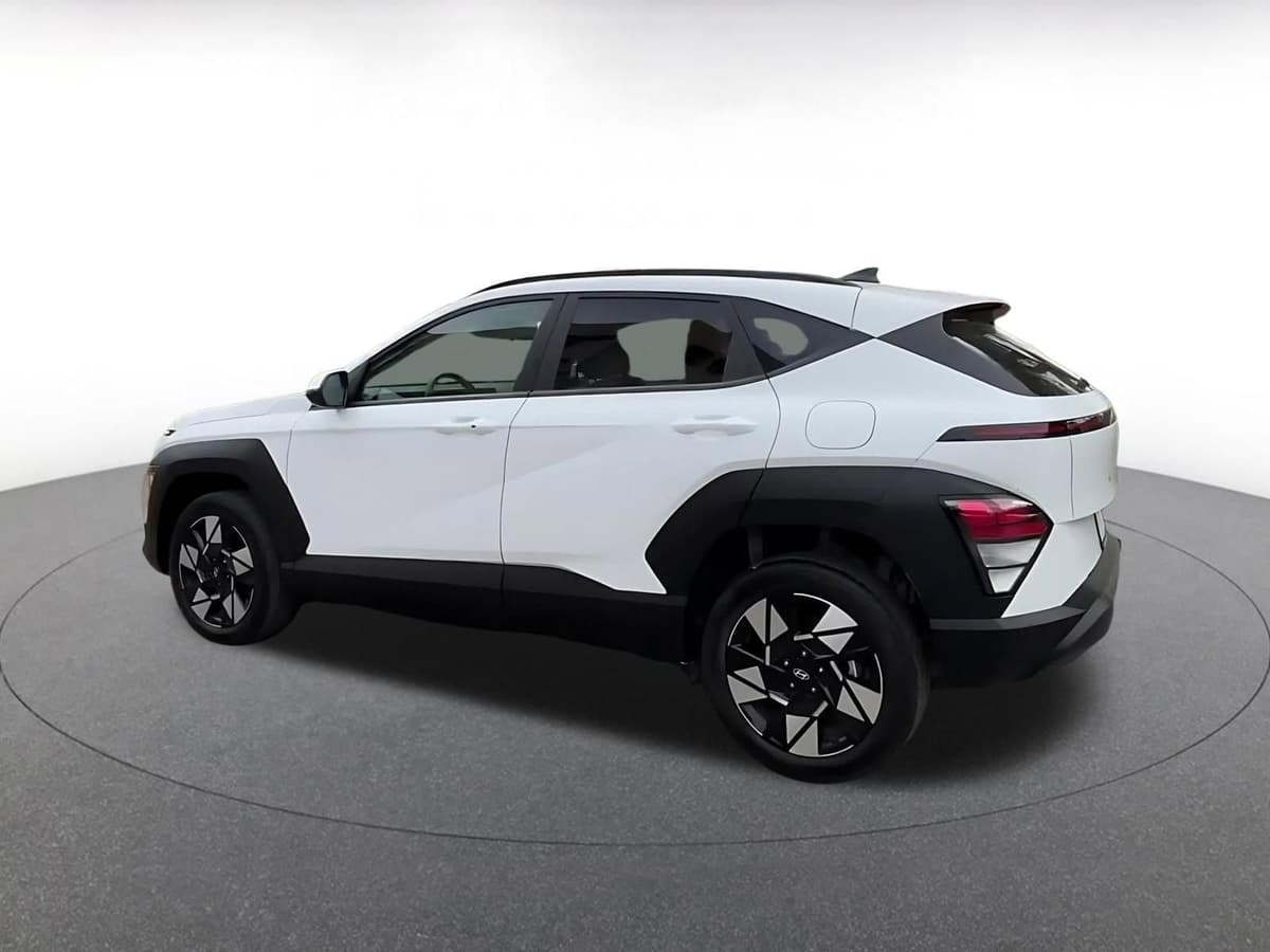 2025 Hyundai Kona - Image 8
